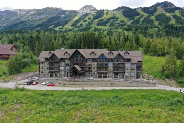 202a - 1420 Palliser Trail, Condo with 1 bedrooms, 1 bathrooms and 1 parking in Columbia Shuswap A BC | Image 2