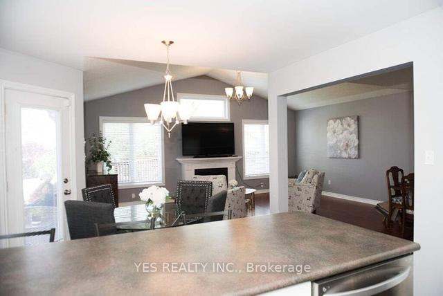 1657 Bayswater Cres N, House detached with 3 bedrooms, 4 bathrooms and 4 parking in London ON | Image 15
