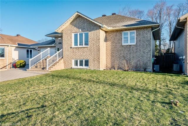 168 Carmichael Drive, House detached with 4 bedrooms, 3 bathrooms and 5 parking in North Bay ON | Image 12