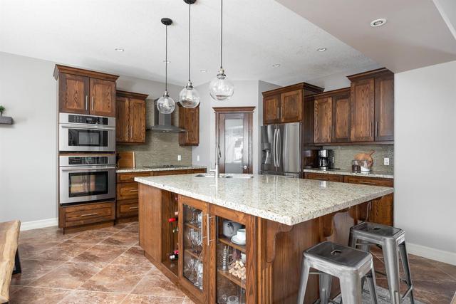136 Mountain Avens Crescent, House detached with 4 bedrooms, 3 bathrooms and 5 parking in Wood Buffalo AB | Image 16
