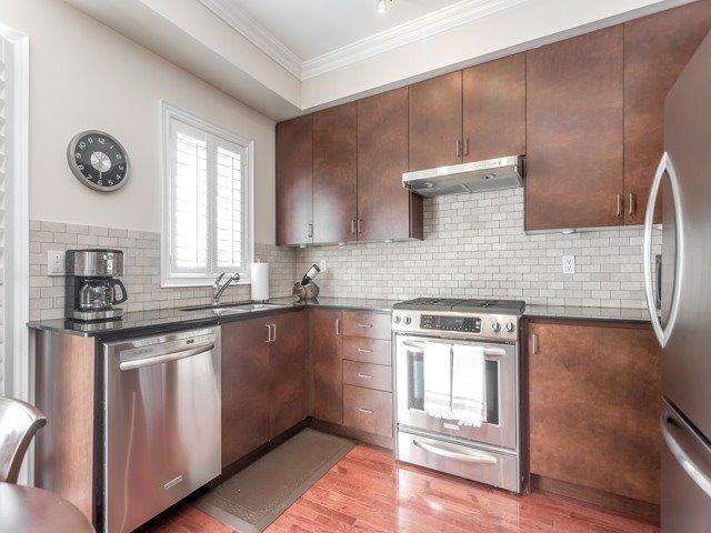 Unit 94 - 117B The Queensway Ave, Townhouse with 3 bedrooms, 3 bathrooms and 1 parking in Toronto ON | Image 9