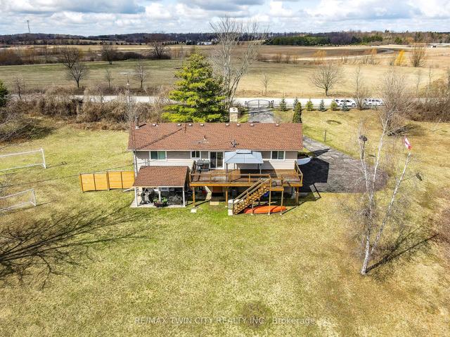 6725 Ellis Rd, House detached with 4 bedrooms, 3 bathrooms and 12 parking in Puslinch ON | Image 27