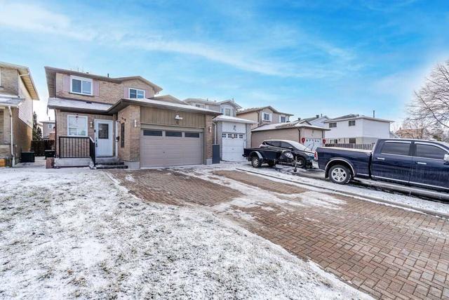 81 Newbridge Cres, House detached with 3 bedrooms, 3 bathrooms and 5 parking in Brampton ON | Image 12