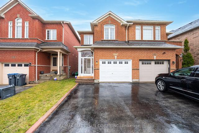 5947 Stonebriar Cres, House semidetached with 3 bedrooms, 4 bathrooms and 3 parking in Mississauga ON | Image 12
