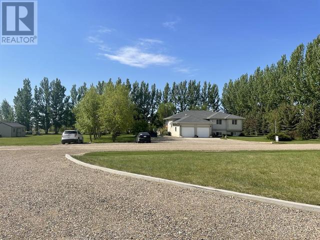 14 Kaliska Drive, House detached with 6 bedrooms, 3 bathrooms and 6 parking in Picture Butte AB | Card Image