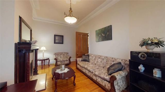 140 Harrison St, House detached with 4 bedrooms, 4 bathrooms and 1 parking in Toronto ON | Image 2