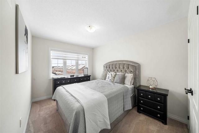162 Parkinson Cres, House attached with 3 bedrooms, 3 bathrooms and 2 parking in Orangeville ON | Image 32