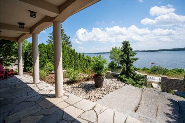 35 Kempenfelt Dr, House detached with 3 bedrooms, 5 bathrooms and 4 parking in Barrie ON | Image 6