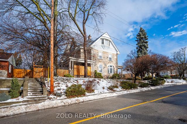 54 Bruce St, House detached with 7 bedrooms, 5 bathrooms and 8 parking in Cambridge ON | Image 12
