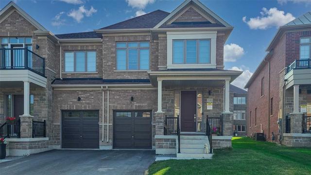 300 Silk Twist Dr W, House semidetached with 4 bedrooms, 3 bathrooms and 3 parking in East Gwillimbury ON | Image 1
