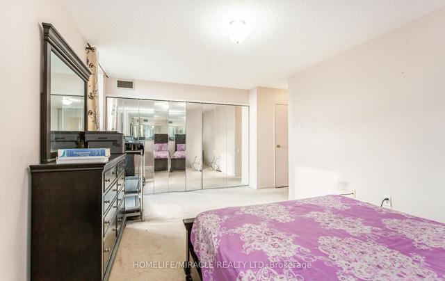 1102 - 4 King Cross Rd, Condo with 3 bedrooms, 2 bathrooms and 2 parking in Brampton ON | Image 14