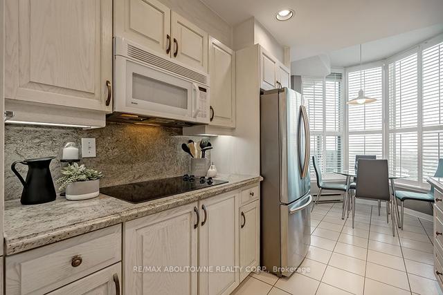 ph1 - 1901 Pilgrims Way, Condo with 2 bedrooms, 2 bathrooms and 2 parking in Oakville ON | Image 4