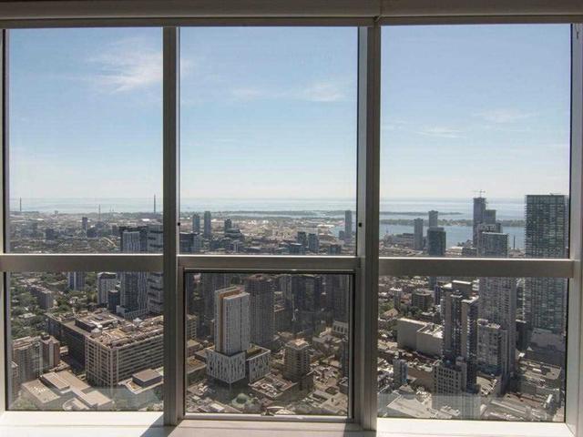 6307 - 388 Yonge St, Condo with 2 bedrooms, 2 bathrooms and 1 parking in Toronto ON | Image 13