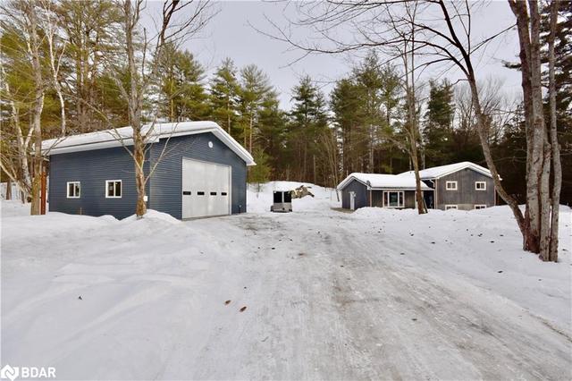 1014 Tryon Road, House detached with 3 bedrooms, 2 bathrooms and null parking in Gravenhurst ON | Image 1