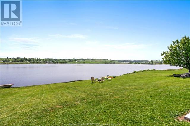 8 Waterfront Lane, House detached with 3 bedrooms, 2 bathrooms and null parking in Saint Mary NB | Image 41