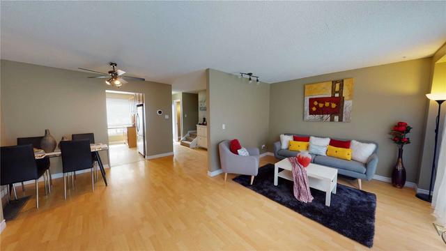 41 - 32 Mowat Blvd, Condo with 3 bedrooms, 2 bathrooms and 1 parking in Kitchener ON | Image 4