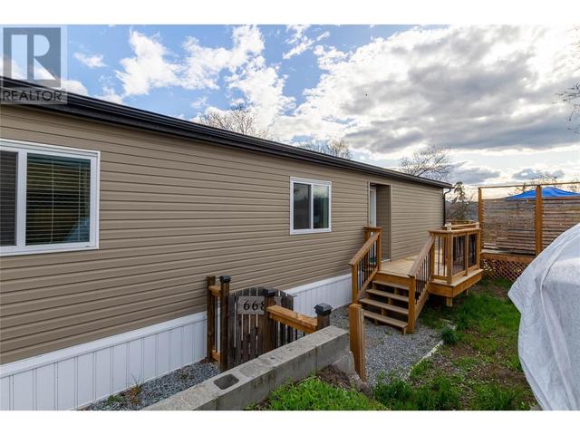 6688 Gibbs Road, House other with 3 bedrooms, 2 bathrooms and 4 parking in North Okanagan B BC | Image 3
