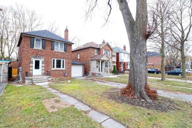 45 Park Hill Rd, House detached with 3 bedrooms, 2 bathrooms and 1 parking in Toronto ON | Image 12