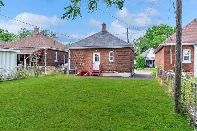 130 Superior St, House detached with 2 bedrooms, 1 bathrooms and 3 parking in Brantford ON | Image 10