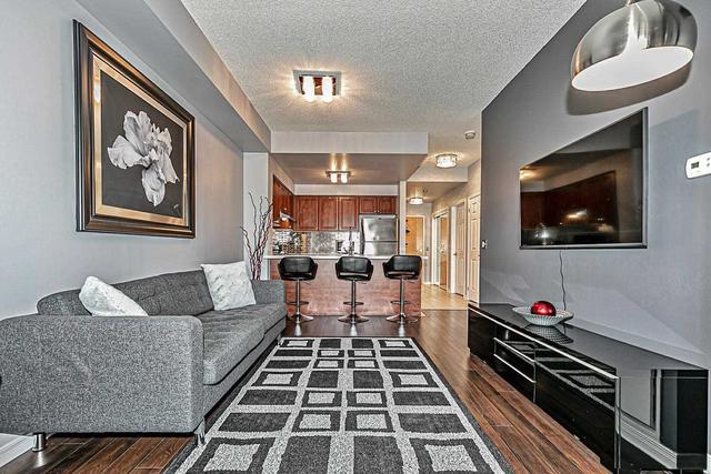 706 - 1 Maison Parc Crt, Condo with 1 bedrooms, 1 bathrooms and 1 parking in Vaughan ON | Image 4