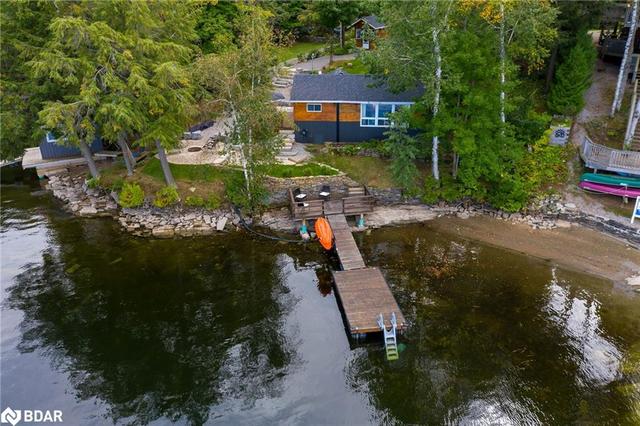 16 Fire Route 381 Route, House detached with 3 bedrooms, 1 bathrooms and 9 parking in Trent Lakes ON | Image 1