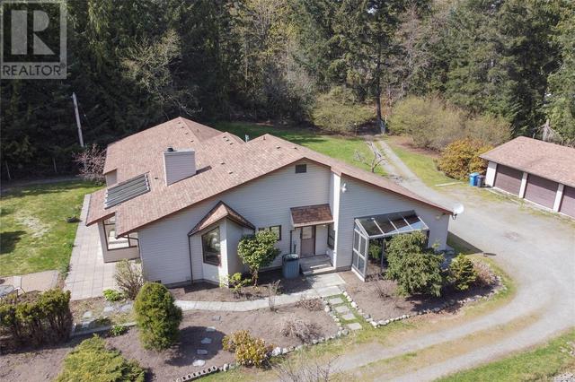 4702 Sahtlam Estates Rd, House detached with 4 bedrooms, 4 bathrooms and 10 parking in Cowichan Valley E BC | Image 2