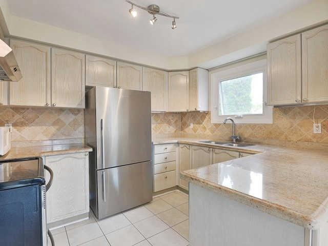 3301 Trelawny Circ, House detached with 4 bedrooms, 4 bathrooms and 4 parking in Mississauga ON | Image 6
