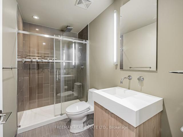 th7 - 25 Oxley St, Townhouse with 2 bedrooms, 3 bathrooms and 1 parking in Toronto ON | Image 11