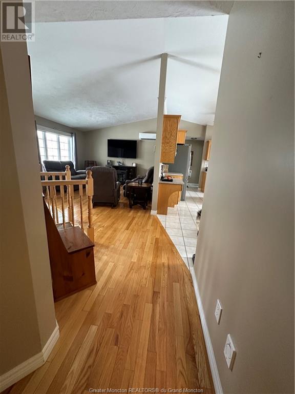 100 Hillary Cres, House detached with 5 bedrooms, 3 bathrooms and null parking in Moncton NB | Image 28