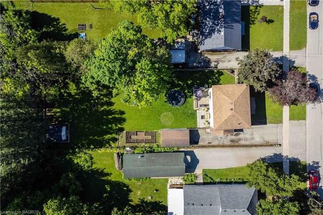 1661 8th Avenue E, House detached with 3 bedrooms, 1 bathrooms and 4 parking in Owen Sound ON | Image 45