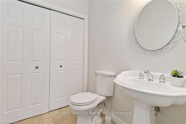11 - 115 Glenwood Dr, Condo with 1 bedrooms, 3 bathrooms and 6 parking in Brantford ON | Image 5