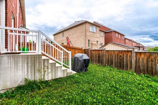 406 Laundon Terr, House attached with 3 bedrooms, 3 bathrooms and 3 parking in Milton ON | Image 20