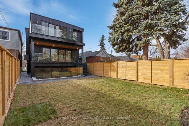 263 Blantyre Ave, House detached with 3 bedrooms, 5 bathrooms and 3 parking in Toronto ON | Image 12