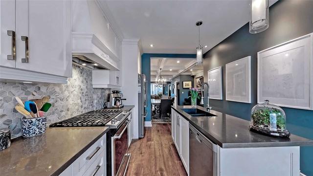 179 Gilbert Ave, House detached with 3 bedrooms, 4 bathrooms and 1 parking in Toronto ON | Image 4
