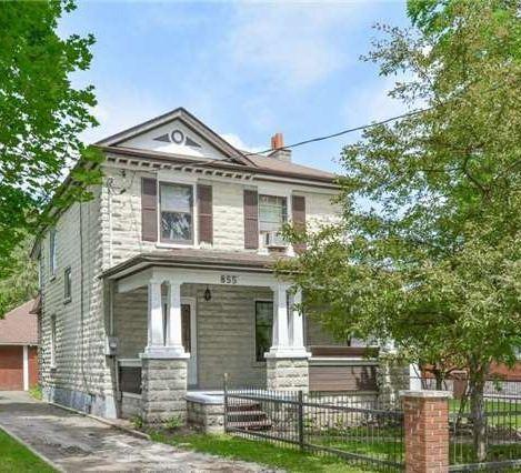 855 Hamilton St, House detached with 3 bedrooms, 1 bathrooms and 4 parking in Cambridge ON | Image 1