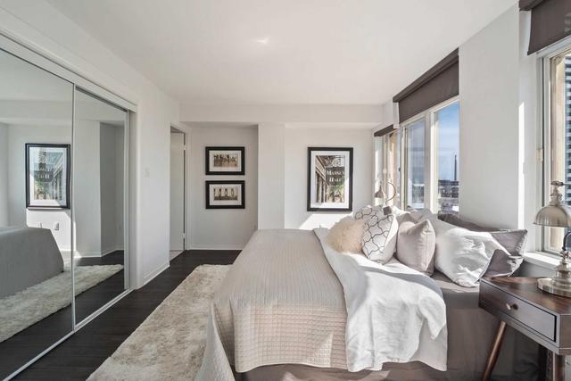 ph13 - 70 Mill St, Condo with 2 bedrooms, 3 bathrooms and 1 parking in Toronto ON | Image 9