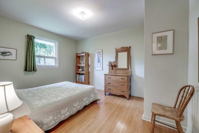 6 Neilson Ave, House detached with 3 bedrooms, 2 bathrooms and 8 parking in Toronto ON | Image 11