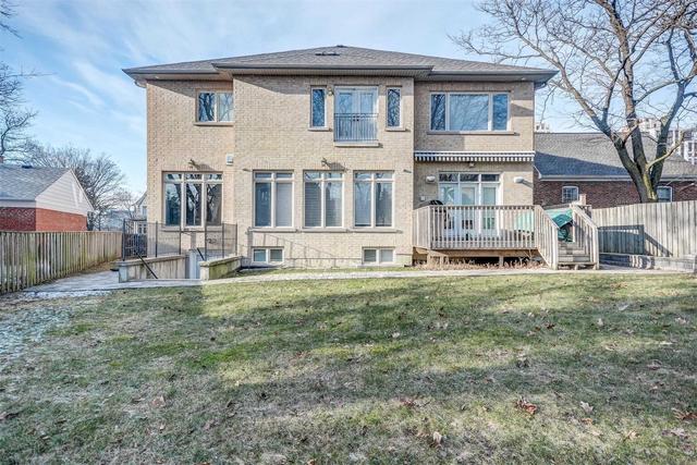 83 Upper Canada Dr, House detached with 5 bedrooms, 8 bathrooms and 6 parking in Toronto ON | Image 22