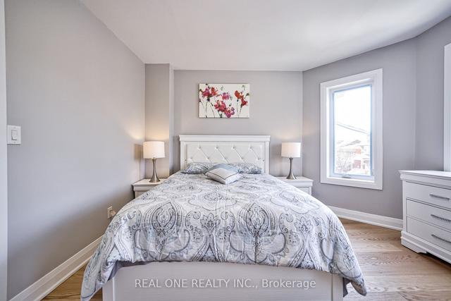 157 Glenholme Ave, House detached with 5 bedrooms, 5 bathrooms and 3 parking in Toronto ON | Image 7