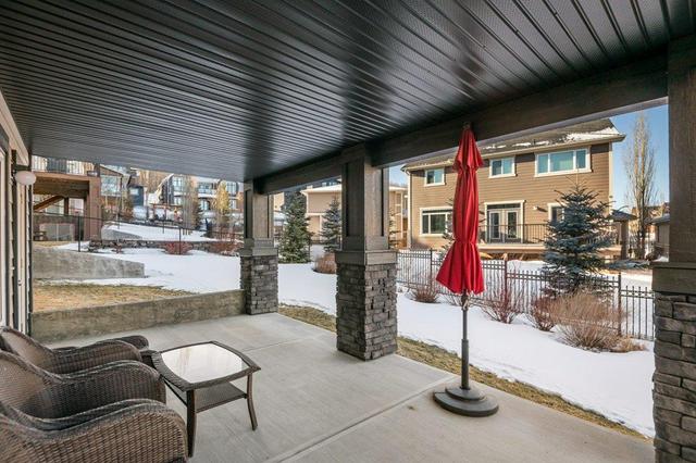 9 Crestridge Rise Sw, House detached with 3 bedrooms, 2 bathrooms and 4 parking in Calgary AB | Image 31