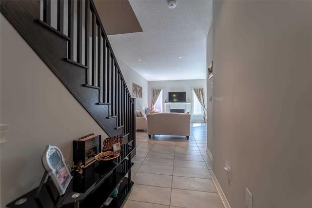 95 Sonoma Valley Cres, House attached with 3 bedrooms, 3 bathrooms and 2 parking in Hamilton ON | Image 32