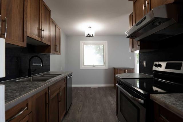 14 - 905 44 Avenue N, Home with 2 bedrooms, 1 bathrooms and 2 parking in Lethbridge AB | Image 13
