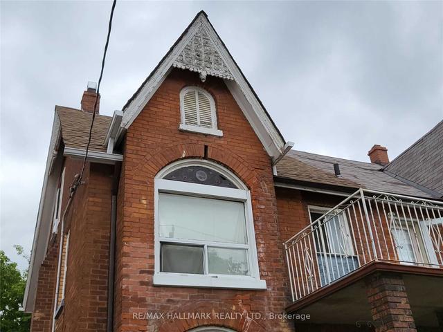 16 Church St, House semidetached with 4 bedrooms, 2 bathrooms and 4 parking in Toronto ON | Image 6