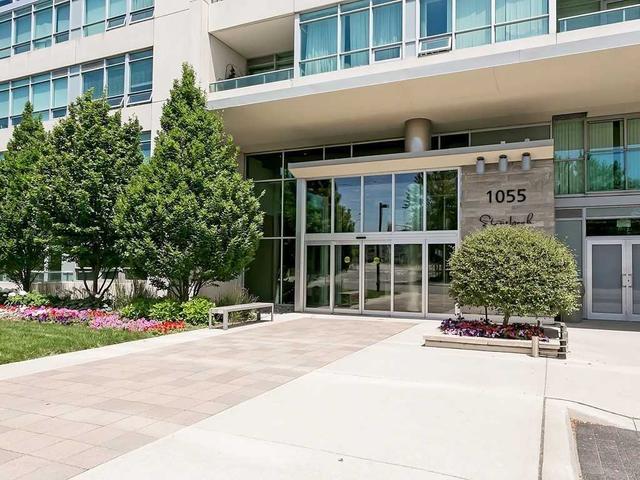 1202 - 1055 Southdown Rd, Condo with 2 bedrooms, 2 bathrooms and 1 parking in Mississauga ON | Image 12