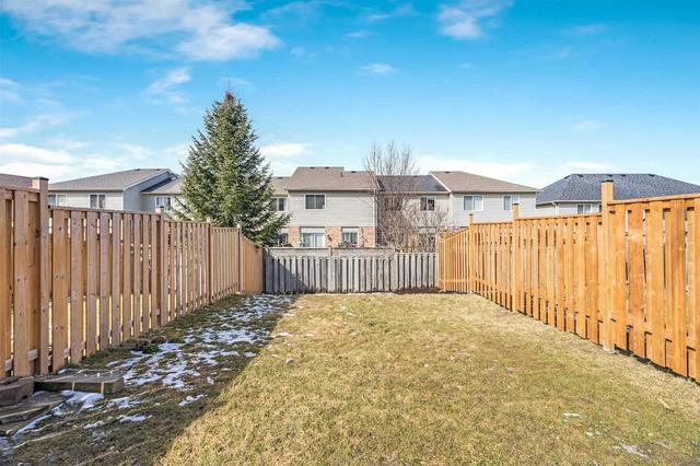 199 Nathan Cres, House attached with 2 bedrooms, 2 bathrooms and 2 parking in Barrie ON | Image 15