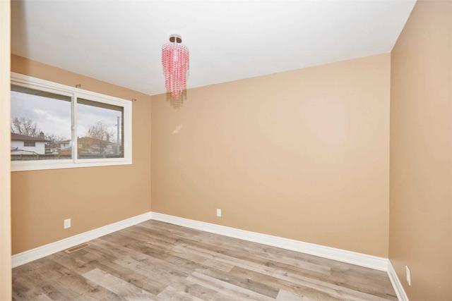 7012 Sunhaven Dr, House detached with 4 bedrooms, 2 bathrooms and 3 parking in Niagara Falls ON | Image 10