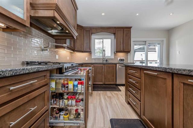 1694 St Johns Rd, House detached with 3 bedrooms, 2 bathrooms and 10 parking in Innisfil ON | Image 2