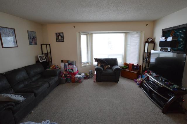 10030 96 Avenue, Home with 6 bedrooms, 2 bathrooms and 2 parking in Grande Prairie AB | Image 16