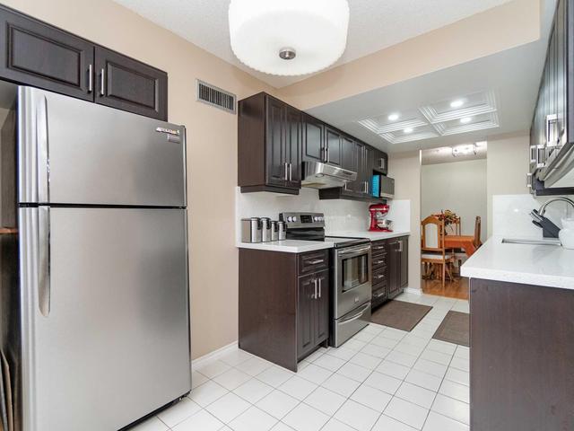 806 - 10 Malta Ave, Condo with 2 bedrooms, 2 bathrooms and 1 parking in Brampton ON | Image 13