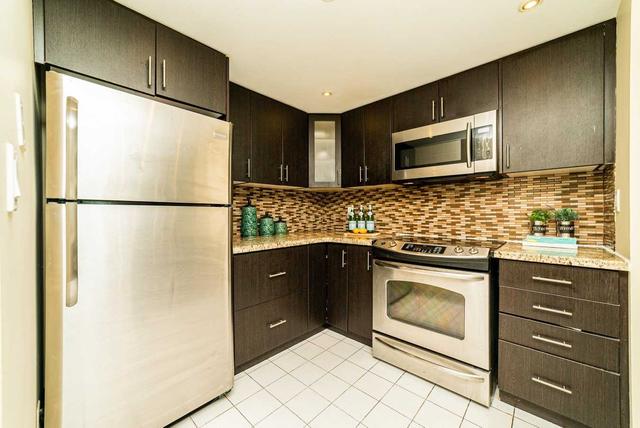 1712 - 18 Lee Centre Dr, Condo with 3 bedrooms, 2 bathrooms and 2 parking in Toronto ON | Image 27